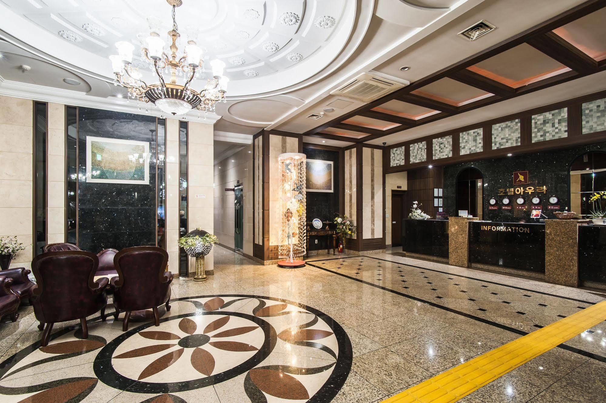 Aura Hotel Ansan Esterno foto