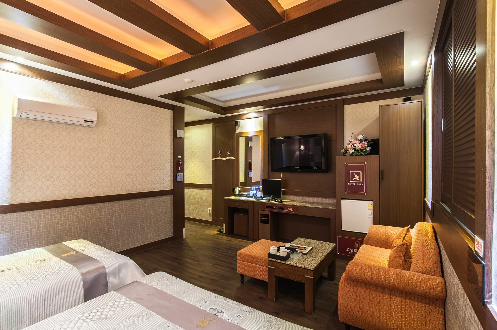 Aura Hotel Ansan Esterno foto